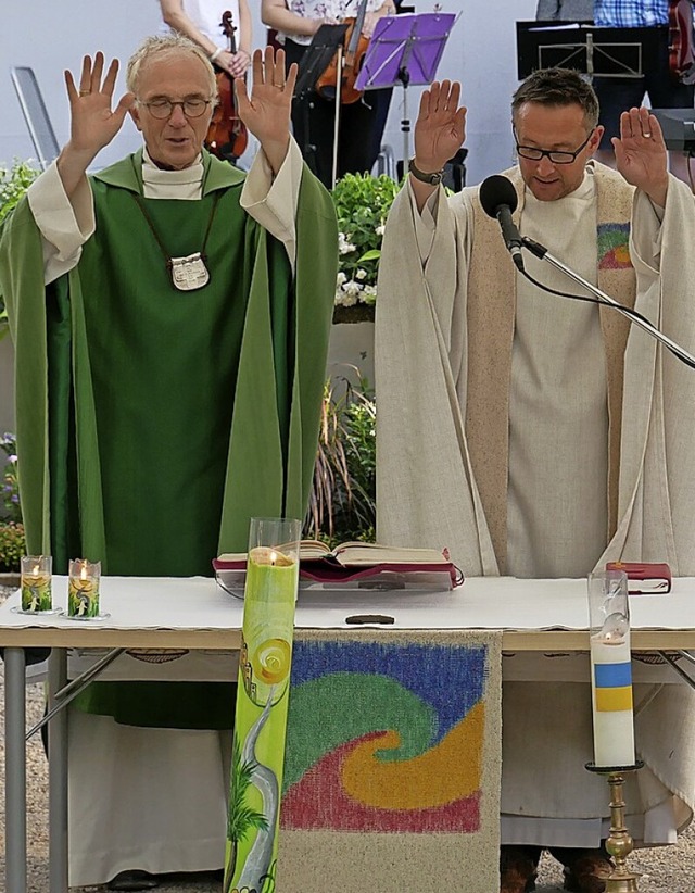 Der emeritierte Erzbischof von Utrecht...olischen Gemeinde Hochrhein-Wiesental.  | Foto: Michael Gottstein