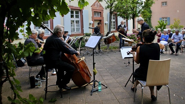 Unter der Leitung von Stefan Krattenma...hte vom Soldaten von Igor Strawinsky.   | Foto: Erika Sieberts