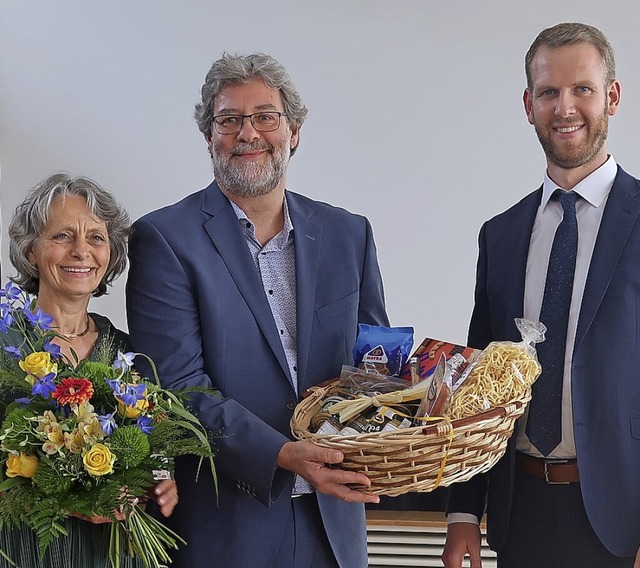 Brgermeister Benedikt Eckerle (rechts...dete  Matthias Auer. Links  Maria Auer  | Foto: Christine Weirich