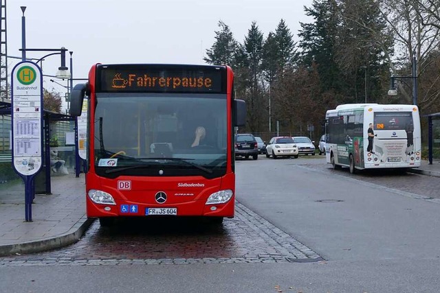Am Busbahnhof in Bad Krozingen soll es...f auf eine Zwlfjhrige gekommen sein.  | Foto: Frank Schoch