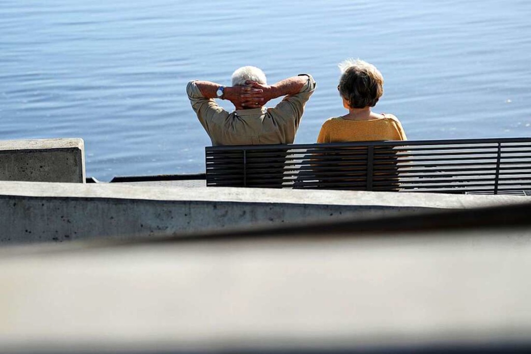 Entspannter Alltag: Viele Beschäftigte..., vorzeitig in den Ruhestand zu gehen.  | Foto: Christian Charisius (dpa)