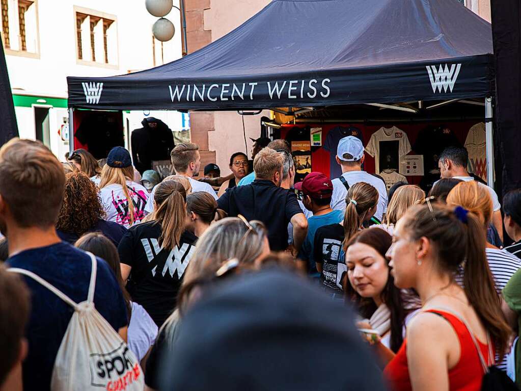 Aller guten Dinge waren fnf bei I EM Music in Emmendingen. Den Schlusspunkt des Festivals setzte Wincent Weiss.