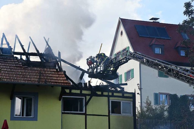 Das Feuer richtete einen hohen Sachschaden an.  | Foto: Jonas Hirt