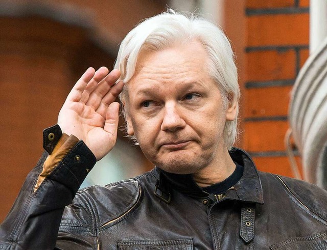 Die Bundesregierung uert sich nur u...d zum Fall des Whistleblowers Assange.  | Foto: Dominic Lipinski (dpa)