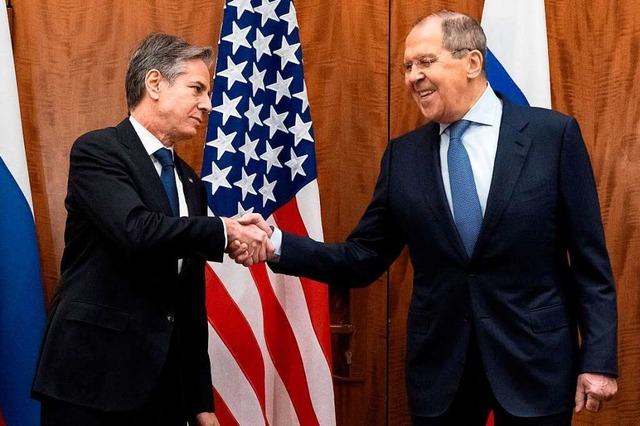 US-Auenminister Antony Blinken und se...tzt wollen sie zumindest telefonieren.  | Foto: ALEX BRANDON (AFP)