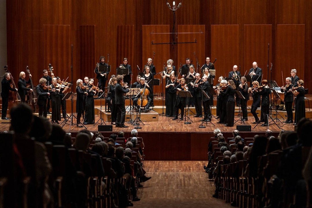 Das Freiburger Barockorchester gastier...e regelmäßig im  Konzerthaus Freiburg.  | Foto: Britt Schilling 