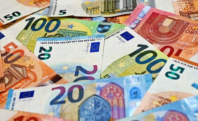 Kommunen im  Kreis Lrrach erhalten  r...illionen Euro  aus dem Ausgleichstock.  | Foto: Patrick Pleul (dpa)