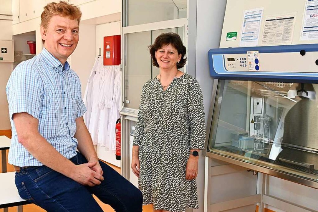 Schulleiter Markus Henkes und die stellvertretende Schulleiterin Doreen Schwald  | Foto: Thomas Kunz