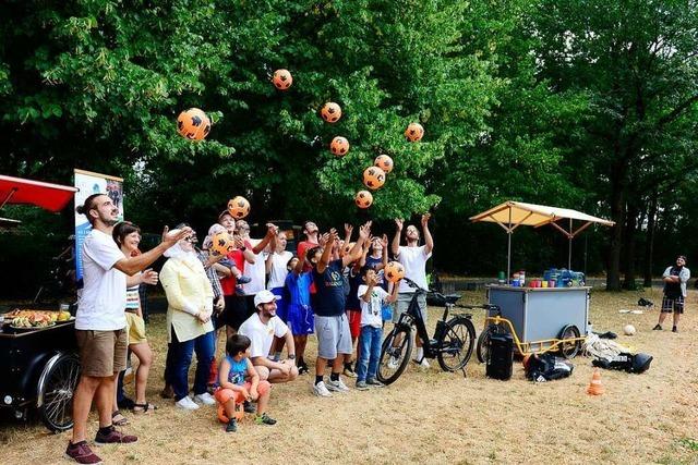 Das Freiburger Kickmobil ist jetzt kein Kleinbus mehr, sondern ein Lastenrad