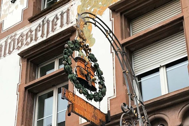 Das in Stadtwappen von Rheinfelden/Sch...taurants &#8222;Feldschlchen&#8220;.  | Foto: Boris Burkhardt