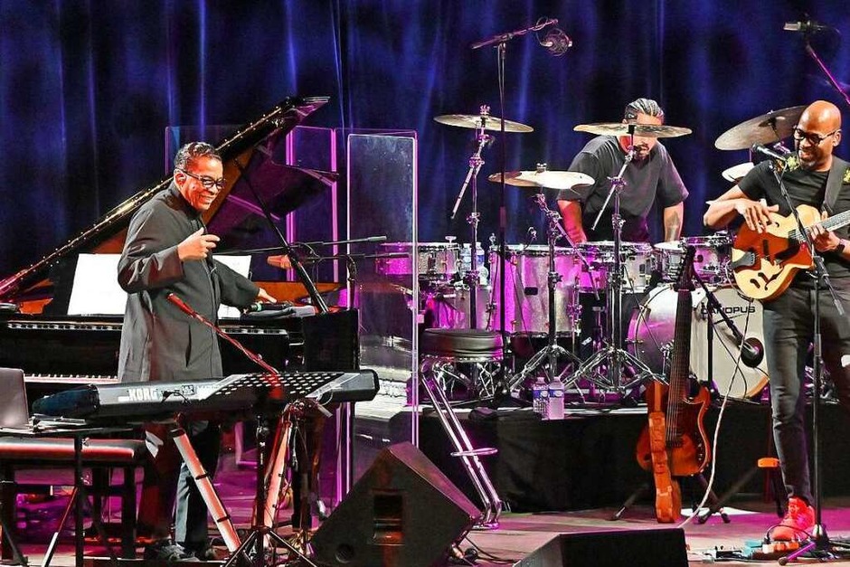 Herbie Hancock spielte am Samstag im Zirkuszelt auf dem ZMF. (Foto: Michael Bamberger) Herbie Hancock spielte am Samstag im Zirkuszelt auf dem ZMF. (Foto: Michael Bamberger)