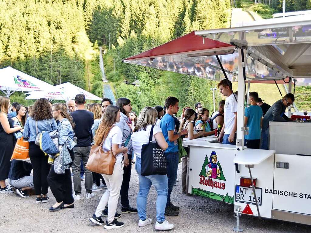 Der Skiclub sorgte mit an die 50 Helfer fr Getrnke und Essen