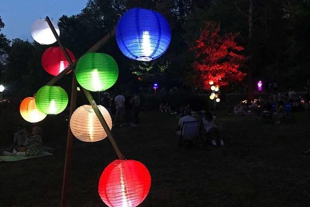 Fotos: Bad Bellinger Lichterfest lockt tausende Menschen in den Kurpark