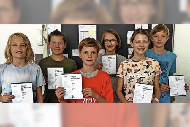 Erasmus-Schüler glänzen mit Leistungen in Mathe