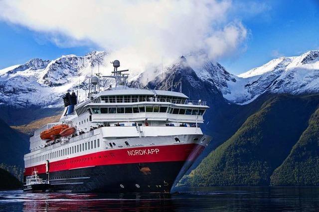 Feiern Sie Silvester mit Polarlichtern auf der Hurtigruten!