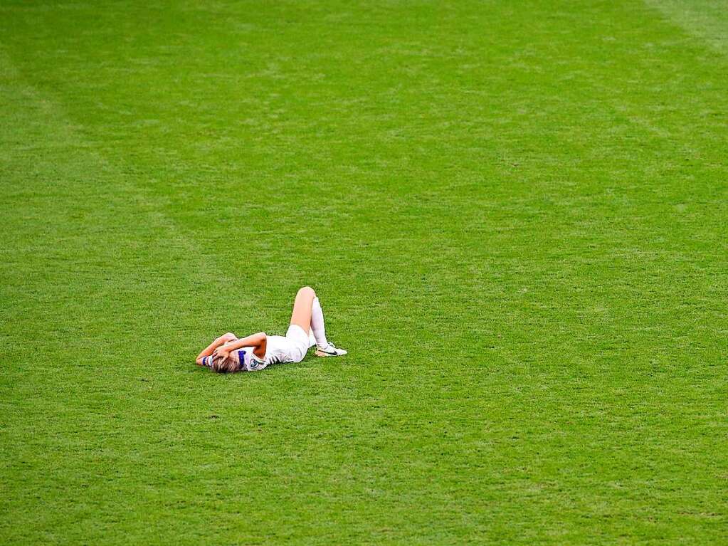 England und Deutschland liefern sich vor der EM-Rekordkulisse in Wembley ein groes Duell - mit einem Happy End fr die Gastgeberinnen. 