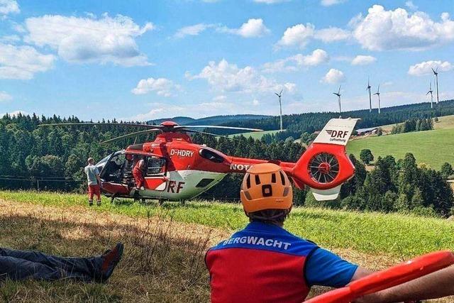 Bergwacht Waldkirch rettet Piloten, Bikerin und Wanderin