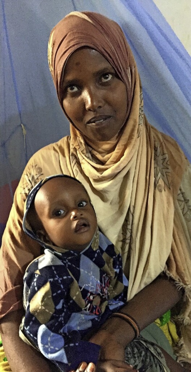 Habiba Ali, eine Mutter aus Somalia, E... schwer unterernhrte Kinder gepflegt.  | Foto: Eva-Maria Krafczyk