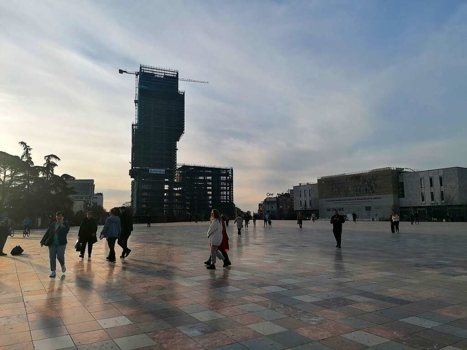 Der Skanderberg-Platz in Tirana  | Foto: Paula Meister