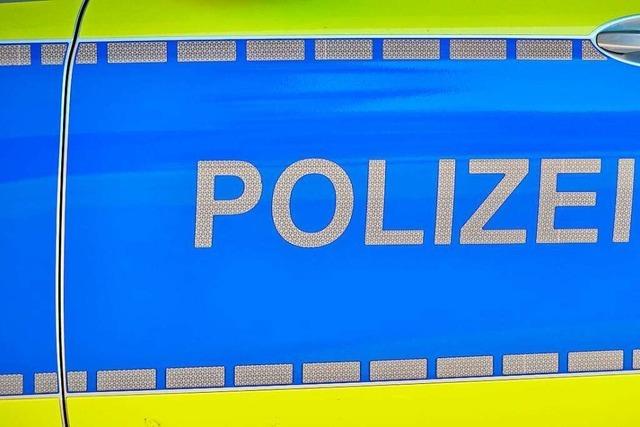 Kind von Unbekanntem an Bushaltestelle in Freiburg belstigt