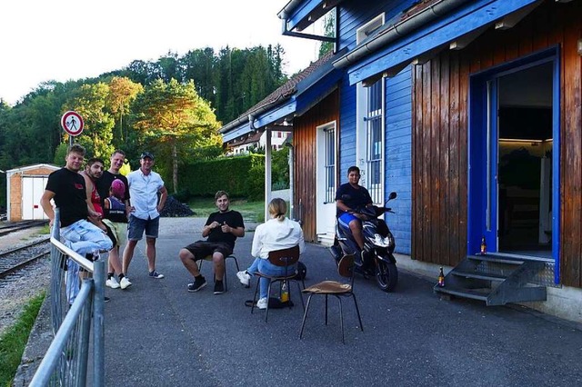 &#8222;Uns selbst rgern Mll und Unor...endlichen vor dem Downtown in Kandern.  | Foto: Victoria Langelott