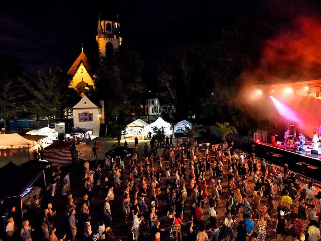 Der Schlossplatz als Dancefloor beim Salsa&Latin-Abend.