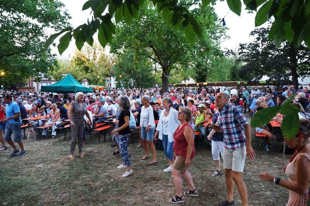Hunderte von Besuchern kamen zum Auftakt des Stadtgartenfests am Samstag.  | Foto: Michael Haberer