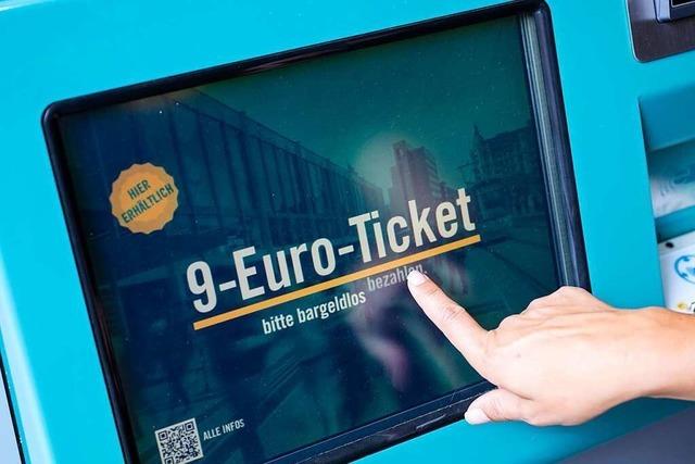Streit um Nachfolge für 9-Euro-Ticket