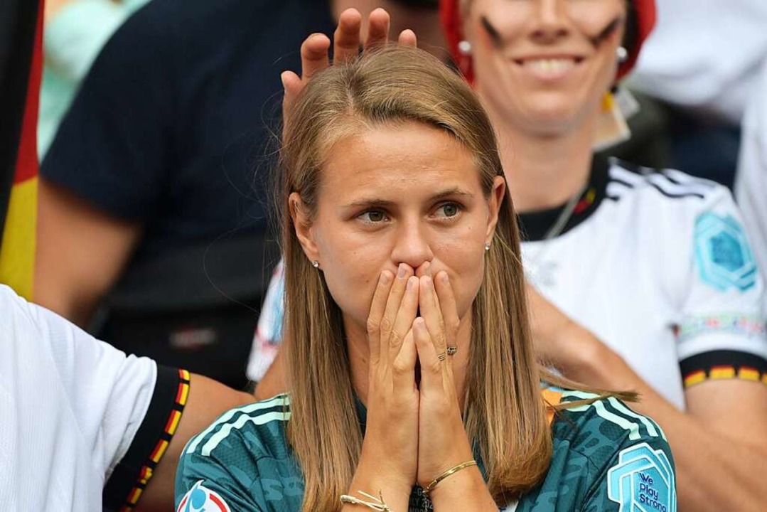 Rückblick: Klara Bühl nach dem verlorenen Finale bei der Fußball-EM.  | Foto: Sebastian Christoph Gollnow (dpa)