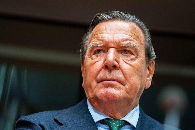 Schiedskommission: Gerhard Schröder darf in der SPD bleiben