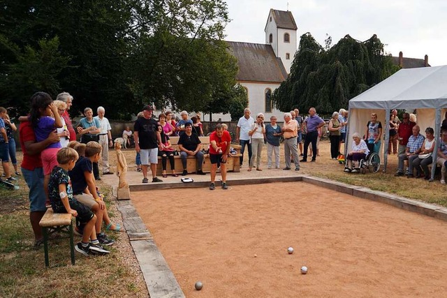 &#8222;Buhl-Meischter&#8220; Otti Klin...roer Anteilnahme den Bouleplatz ein.   | Foto: Silke Hartenstein