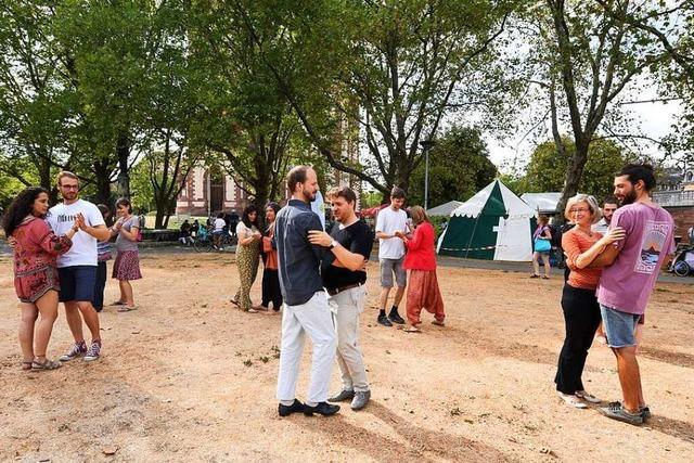 Ein Fest auf dem Sthlinger Kirchplatz soll fr Kulturkiosk-Idee werben