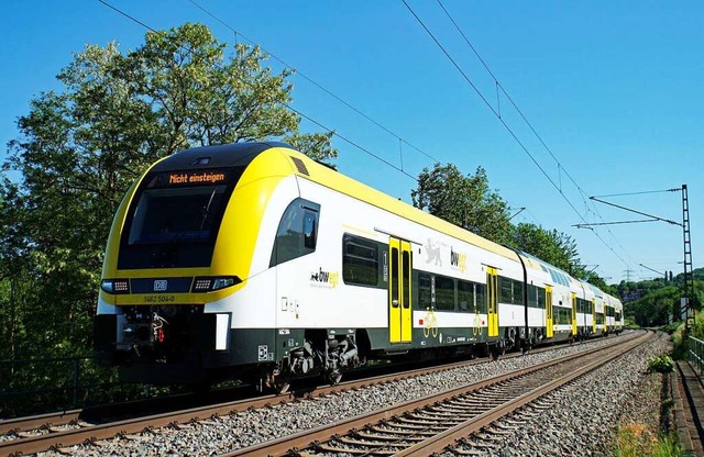 Der neue Desiro-Doppelstockzug im Rheintal.  | Foto: Heinz Gttlich