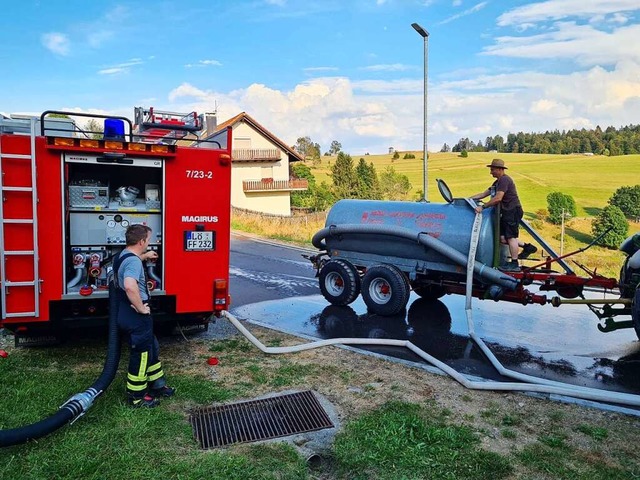 In Gersbach lagern nun in mehreren Anh...n rund 13000 Liter Lschwasserreserve.  | Foto: Feuerwehr Schopfheim