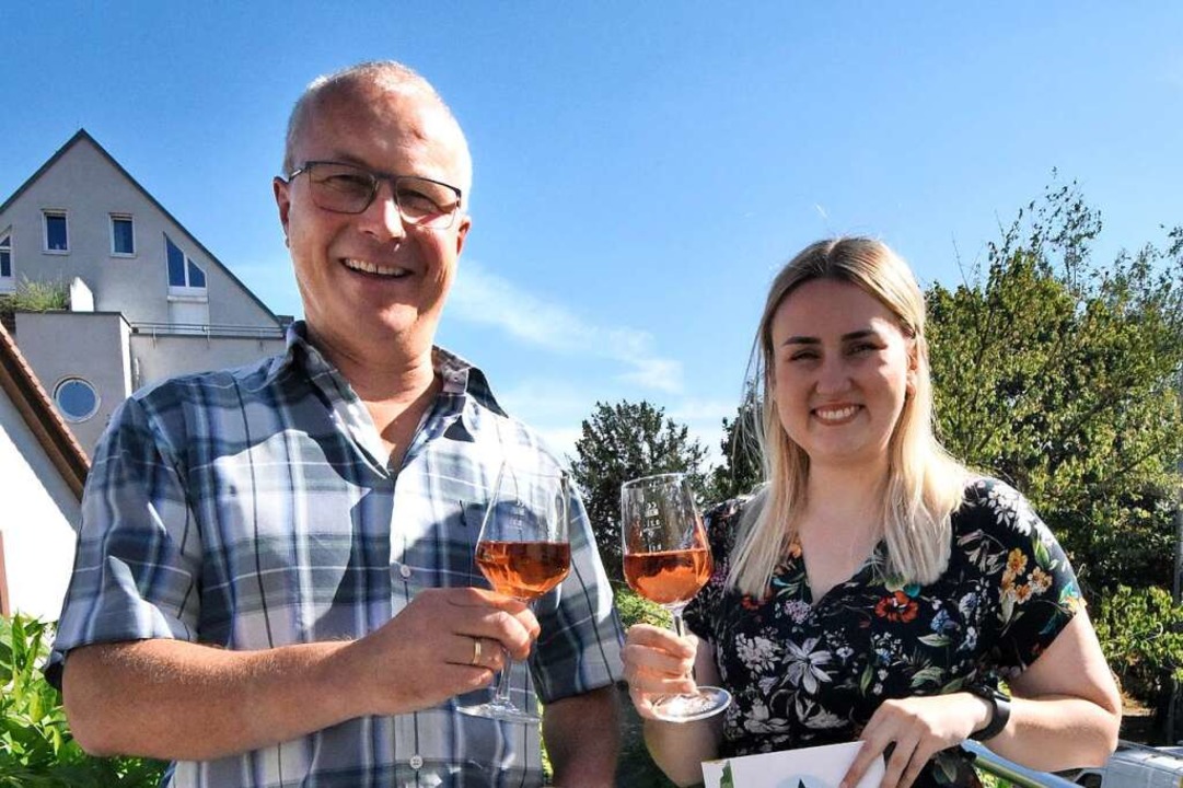 Georg Moosmann und Bianca Herbstritt f...r das Breisgauer Weinfest stattfindet.  | Foto: Markus Zimmermann
