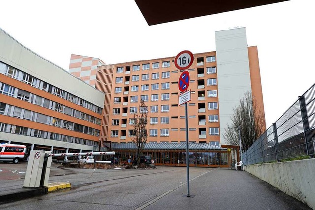 Im Ortenau-Klinikum Lahr sind in einer...halb wurde ein Besuchsverbot erlassen.  | Foto: Christoph Breithaupt