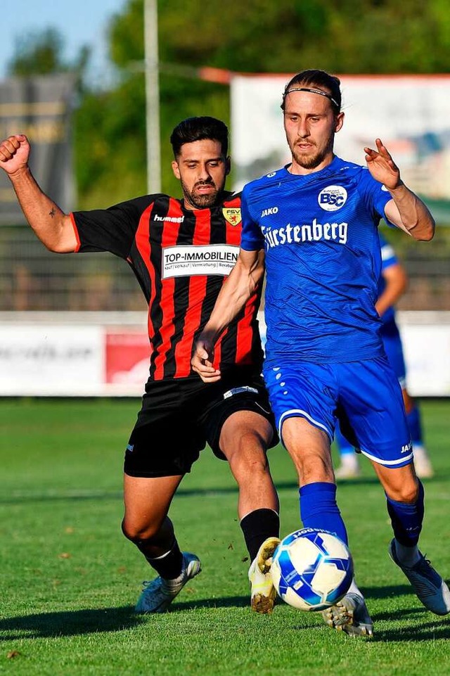 Der Rheinfelder Wissam Kassem (links) ...kampf mit dem Bahlinger Kolja Herrmann  | Foto: Claus G. Stoll