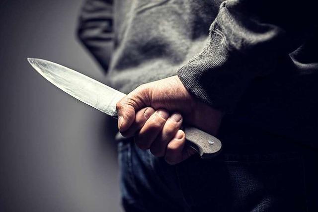 Messerattacke endet vor Lörracher Gericht mit Schuldspruch und Handschlag
