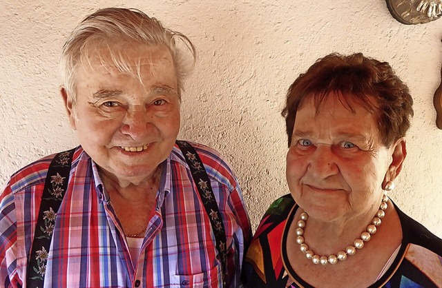 Johanna und Albert Armbruster sind seit 65 Jahren verheiratet.  | Foto: Roland Gutjahr