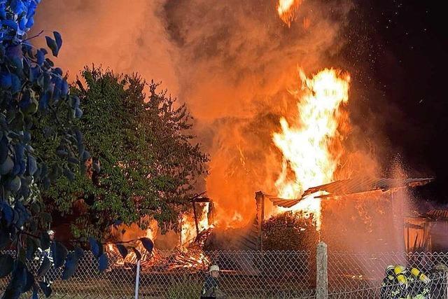 Mehrere Brände beschäftigen die Feuerwehren in Ettenheim, Kappel-Grafenhausen, Lahr und Friesenheim