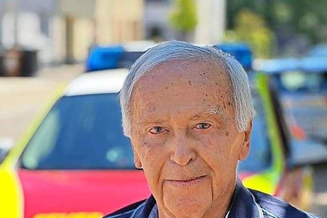 Ehrenkommandant Werner Schmid feiert 90. Geburtstag