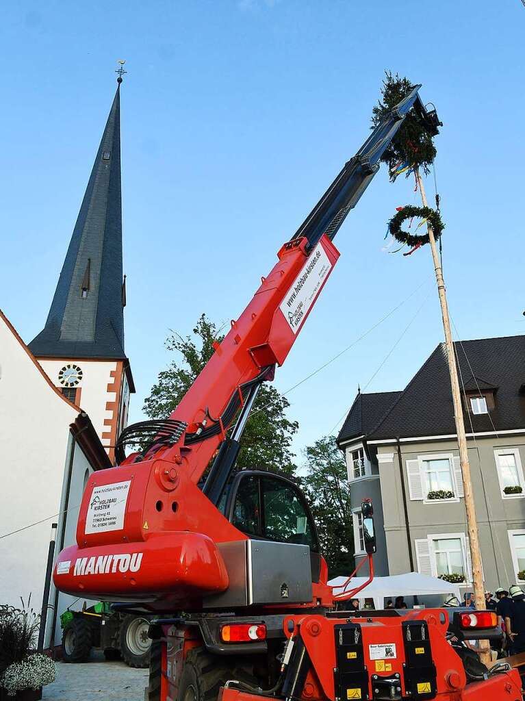 Viele Brger und Vereinsvertreter haben sich am Empfang des frisch gewhlten knftigen Brgermeisters Marco Gutmann beteiligt.