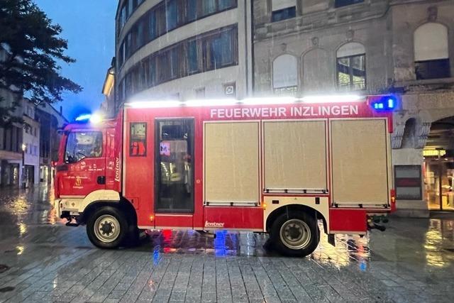 Feuerwehren bewältigen über 40 Einsätze in Lörrach – Wasser dringt Fondation Beyeler ein