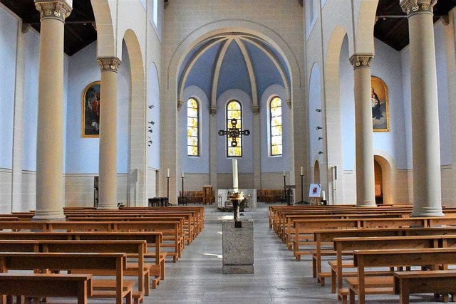 Blick in die Bonifatiuskirche in  Lrr...dkreis haben immer weniger Mitglieder.  | Foto: Thomas Loisl Mink