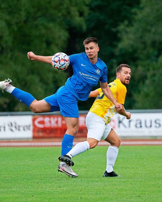 Tom Rommler (links)  gehrt zu den jun...eustdter Mannschaft etabliert haben.   | Foto: Wolfgang Scheu