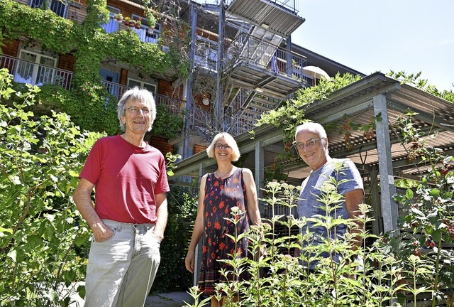 Hubert Hofmann (links) ist im Vorstand...r und Helmut Ptzsch leben gerne hier.  | Foto: Rita Eggstein