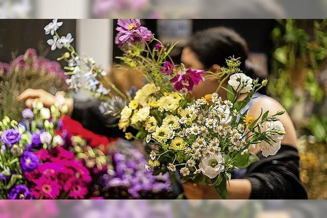 Floristinnen verdienen jetzt über Mindestlohn