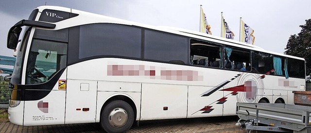 Wohl wegen eines technischen Defekts gab es ein Feuer in diesem Bus.  | Foto: Volker Mnch