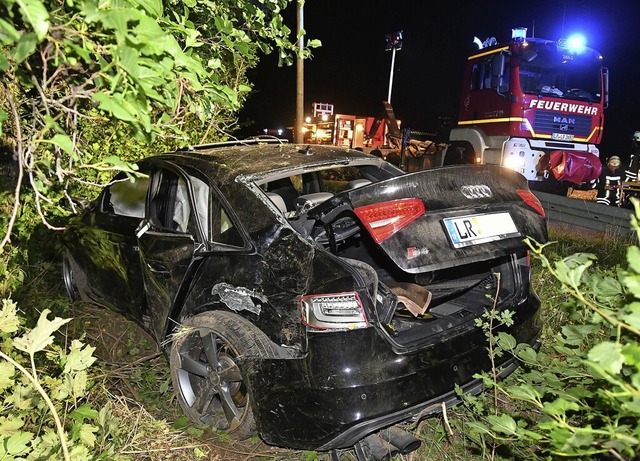 Glck im Unglck hatten die Insassen dieses 300 PS starken Wagens.   | Foto: Wolfgang Knstle