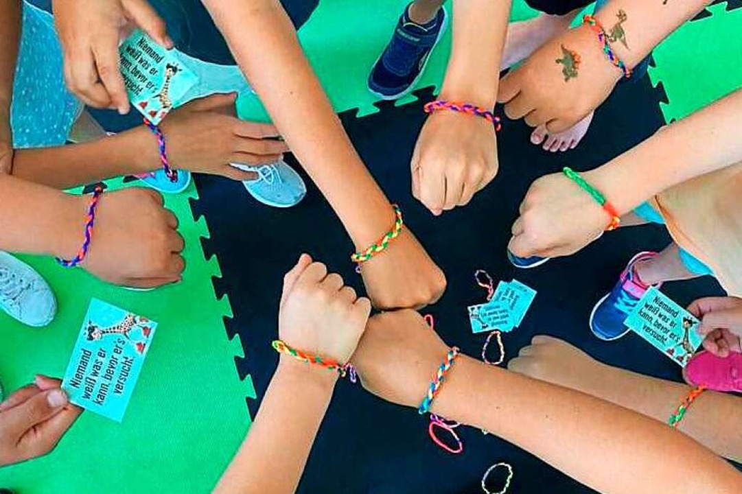 Kinder bei der Ferienspielaktion &#822...auptungsworkshop&#8220; in Herbolzheim  | Foto: Stadt Herbolzheim